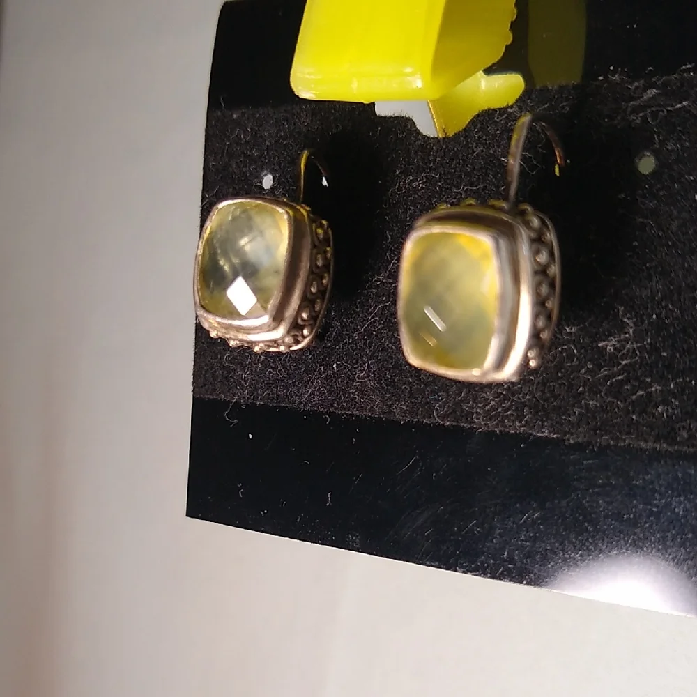 Pale Green Faceted Silver Drop Earrings - Picture 4 of 12